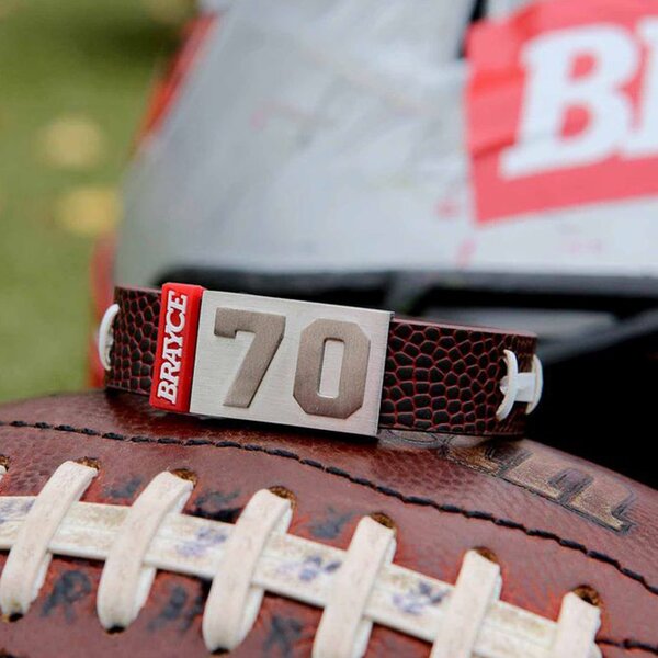 Brayce American Football Armband, wähle Deine Spielernummer - Länge 18 cm / Nummer 68